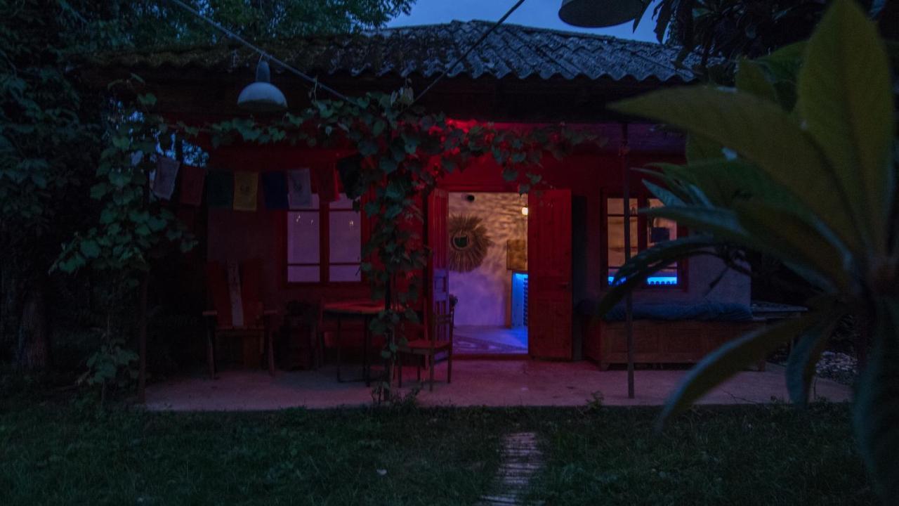 Karma Hostel Martvili Exterior photo