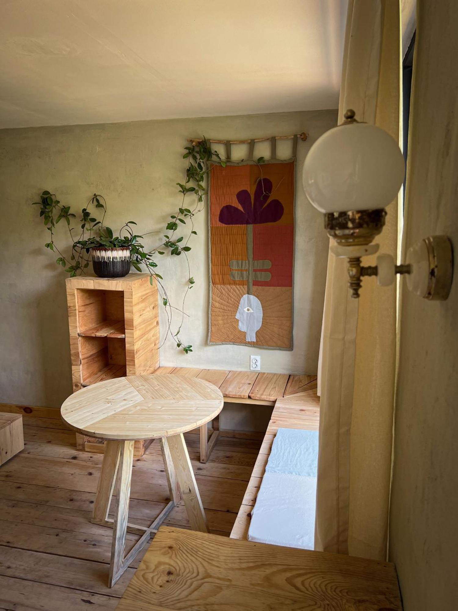 Karma Hostel Martvili Exterior photo